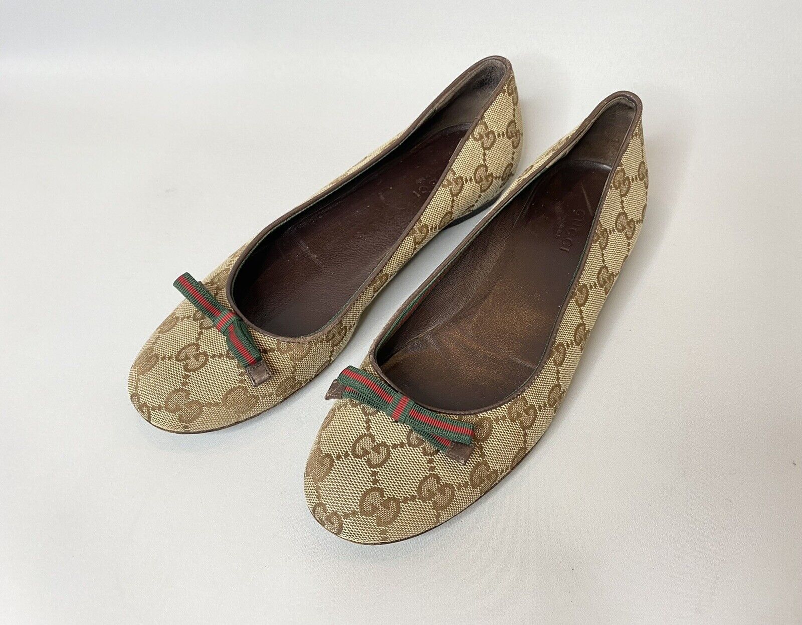 gucci flats women