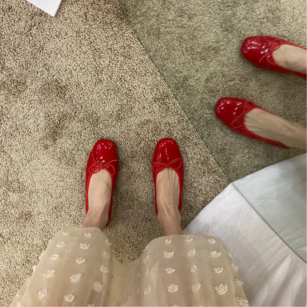 red flat shoes