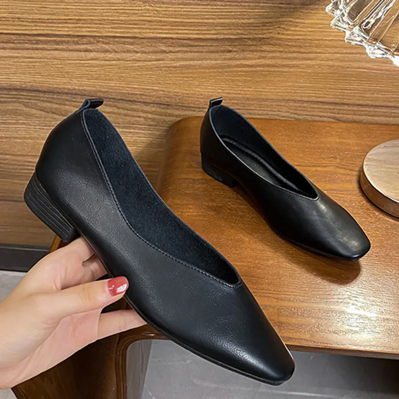 flat dress shoes