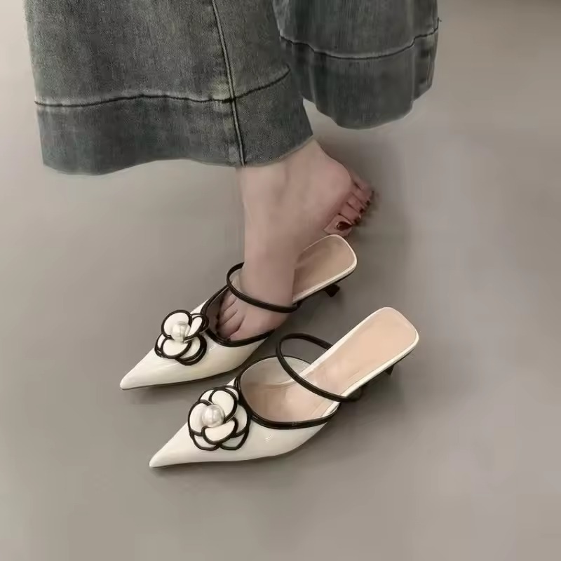 female mule shoes